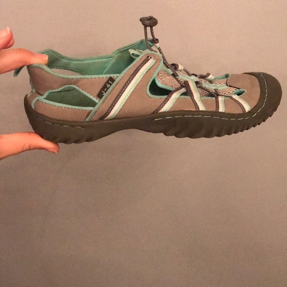 Active Sandals - Picture 3 of 4